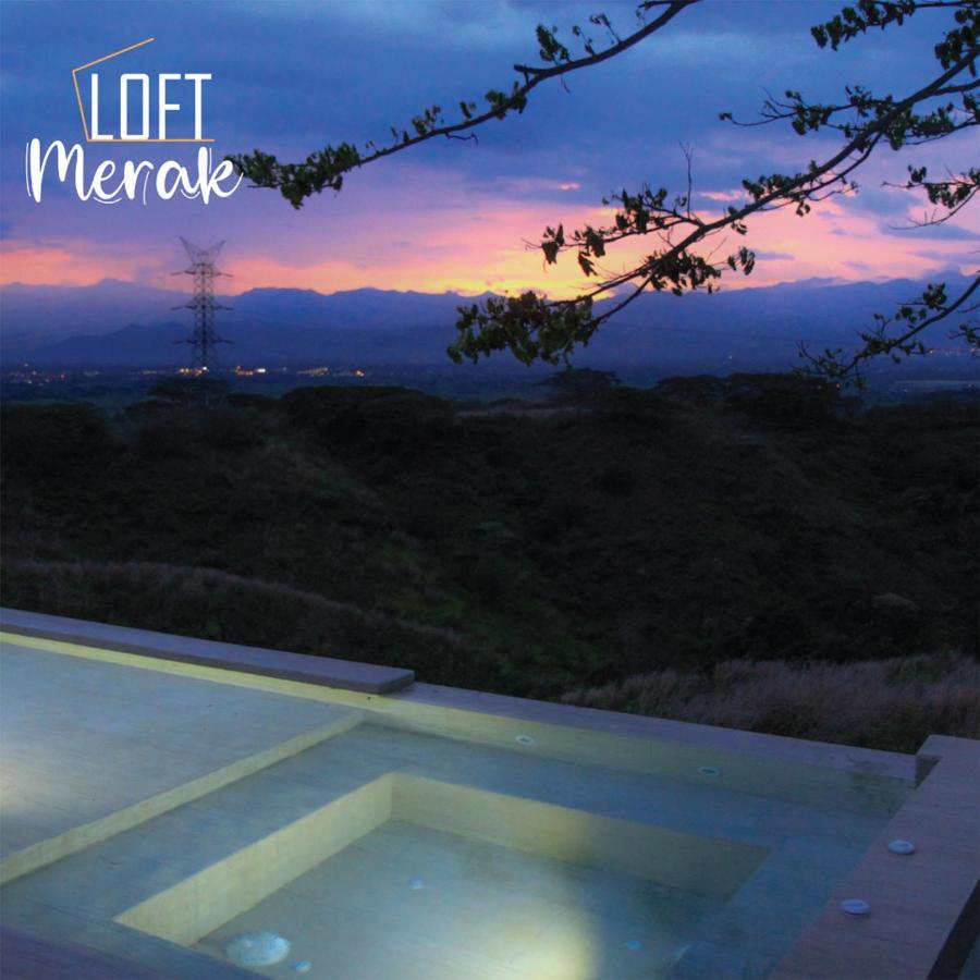 Loftmerak Villa